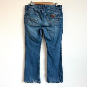 Wrangler Retro Mae Bootcut Jeans Mid Rise